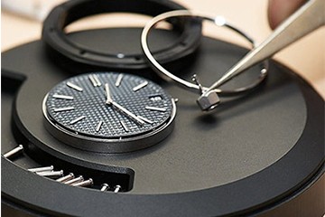 西安百达翡丽表进水维修